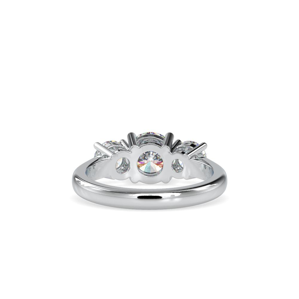 Classic Three-Stone Daimond Engagement Ring