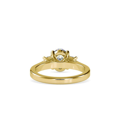An oval center diamond ring